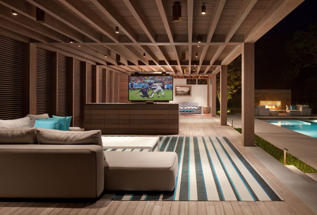 Công nghệ biến sân vườn sau nhà bạn thành một nơi thú vị